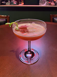 Queen's Park Hotel Super Cocktail
